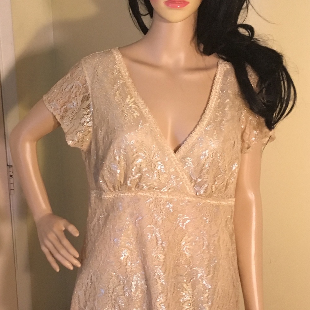 Cream with Gold Lace Top - Picture 2 of 5